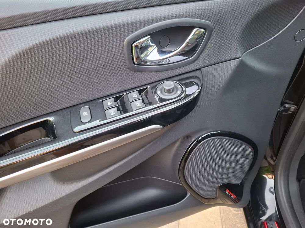 Renault Clio - 21