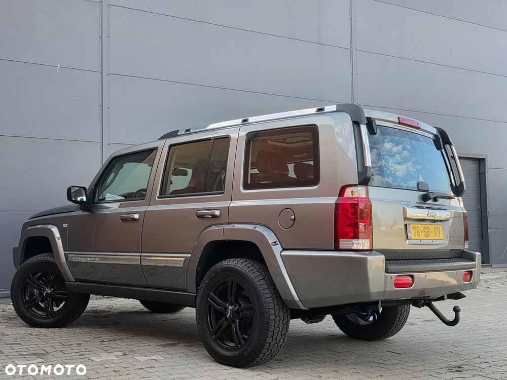 Jeep Commander 5.7 V8 Overland - 4