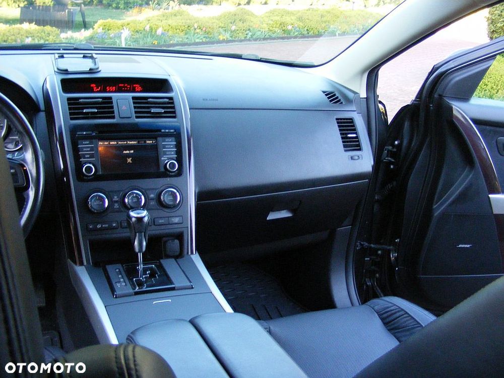 Mazda CX-9 3.7 V6 - 25