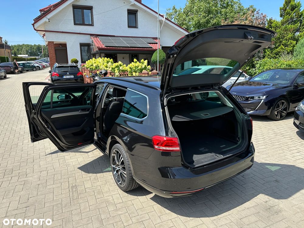 Volkswagen Passat Variant - 27