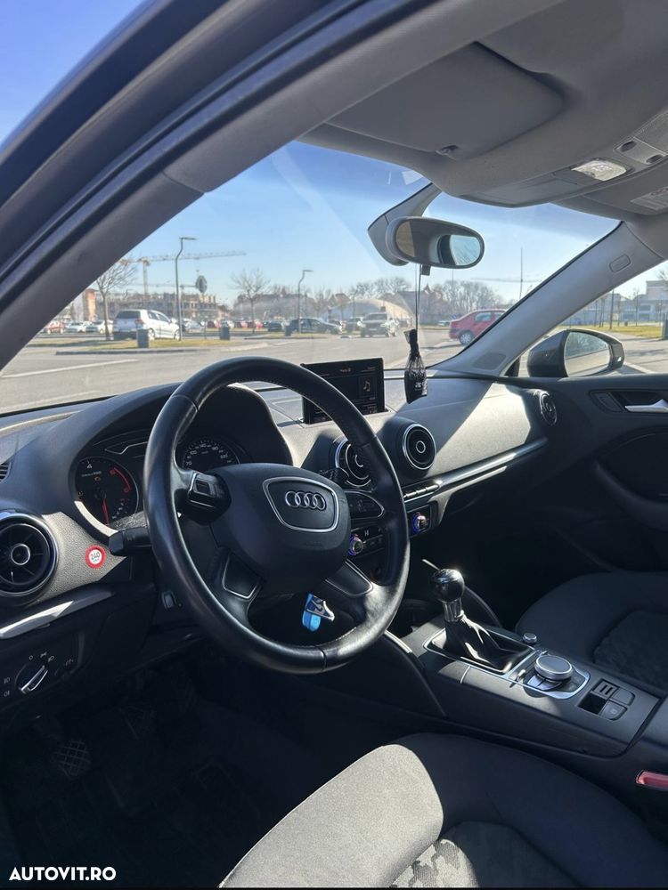 Audi A3 1.6 TDI Ambition - 7