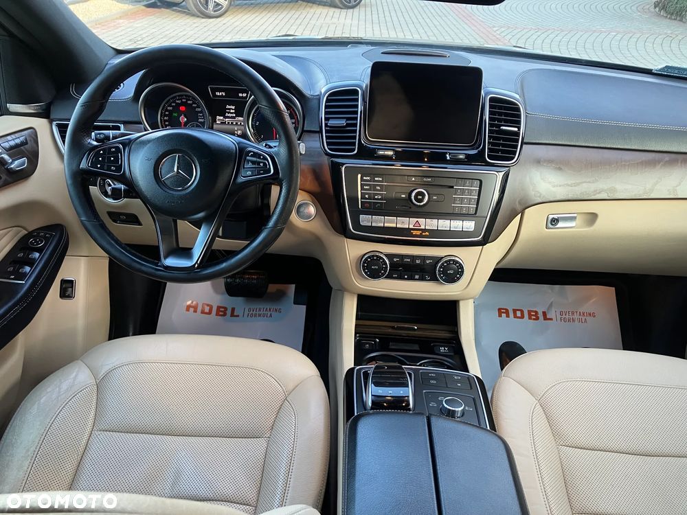 Mercedes-Benz GLE - 9