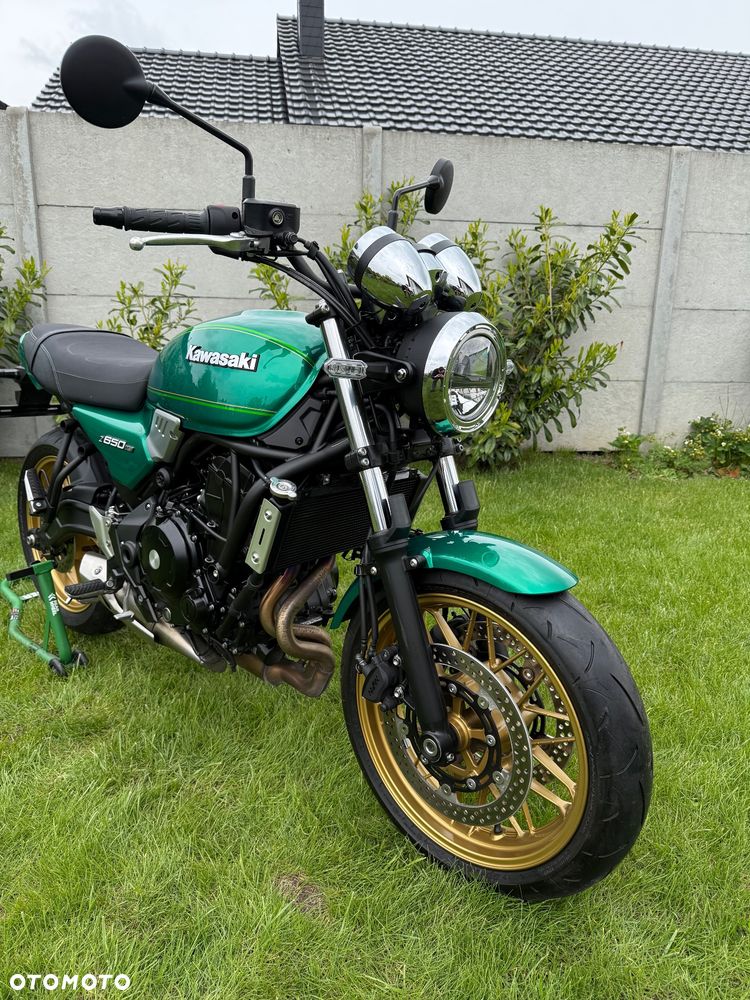 Kawasaki Z 650 RS - 8