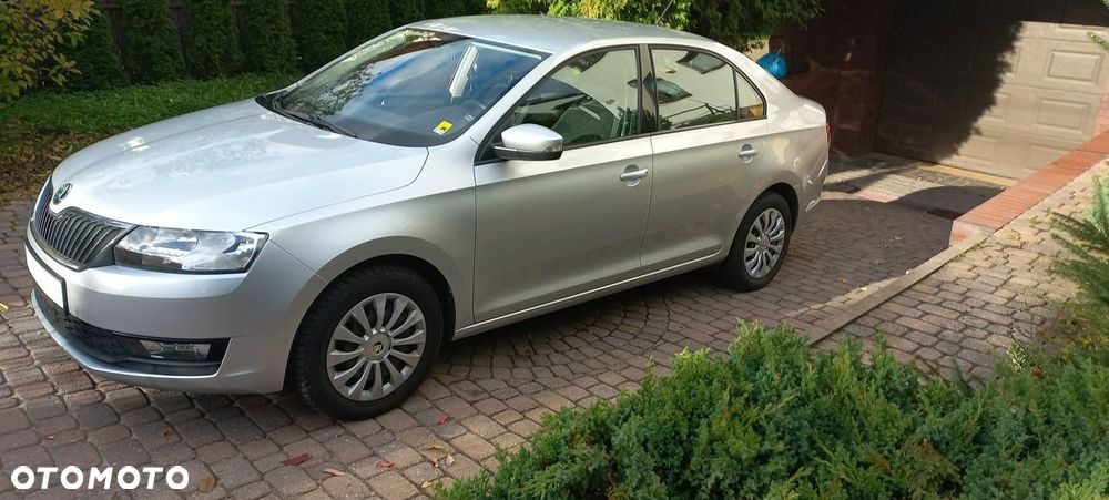 Skoda RAPID 1.0 TSI Ambition - 38
