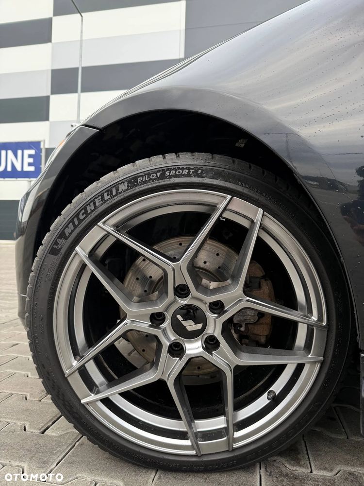 BMW Seria 3 320d - 10