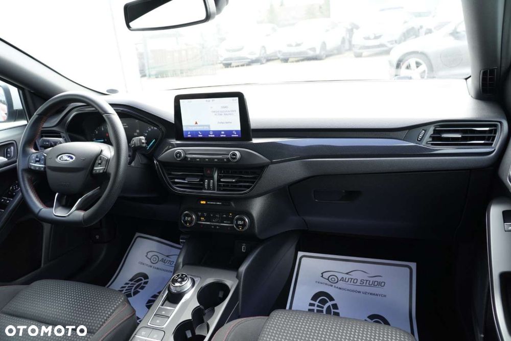 Ford Focus 2.0 TDCi ST-Line Black ASS PowerShift - 11