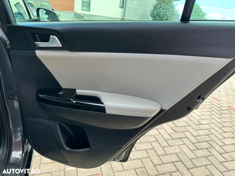 Kia Sportage 1.6 DSL 7DCT HP 4x4 GT Line - 28