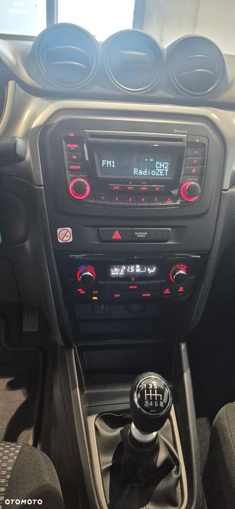 Suzuki Vitara 1.4 Boosterjet Hybrid Club - 20