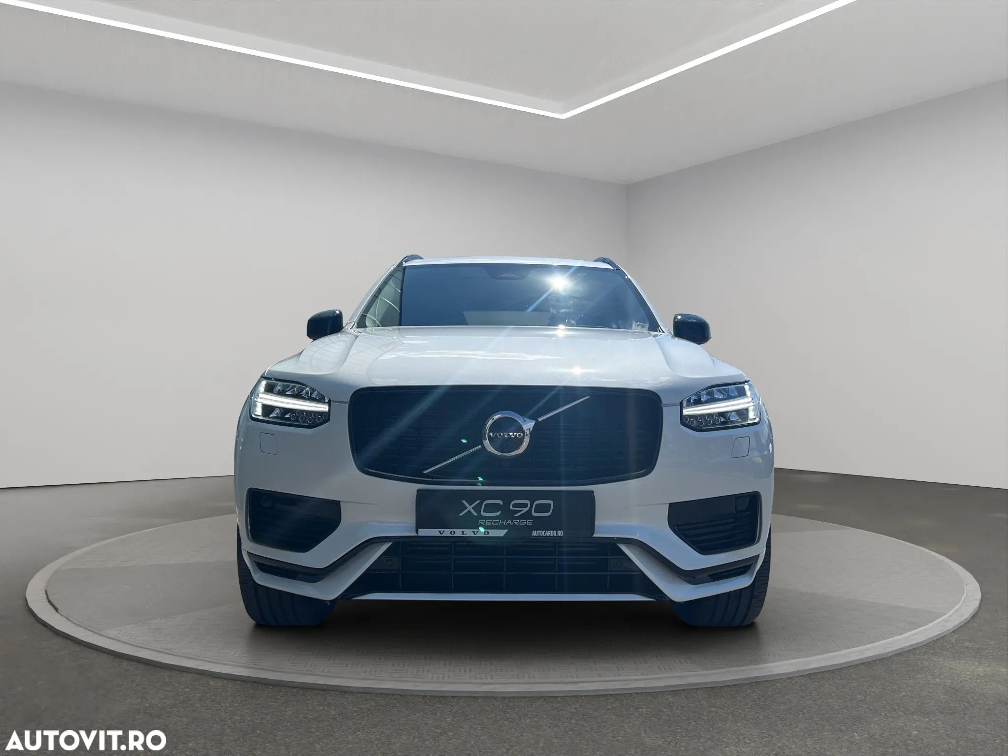 Volvo XC 90 - 1