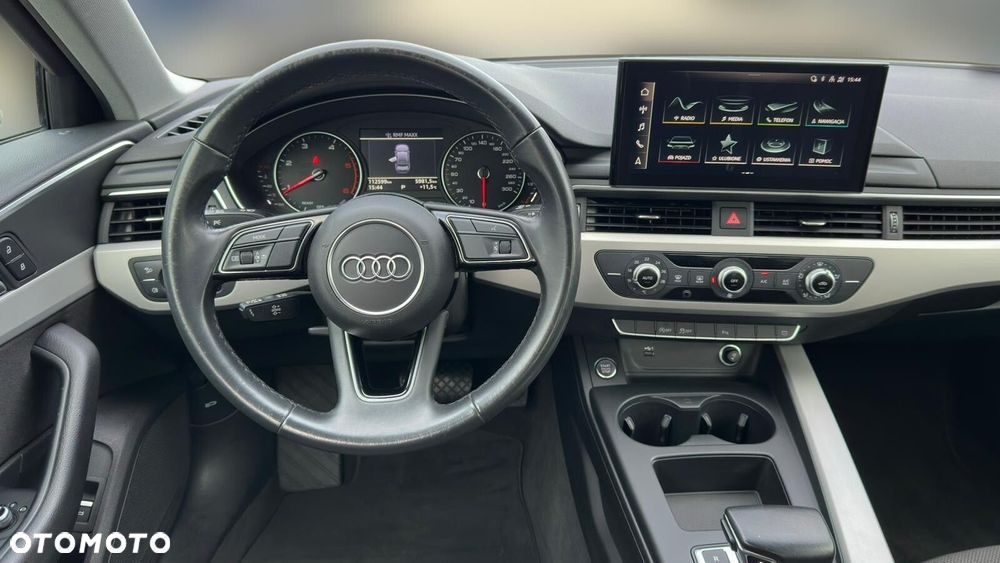 Audi A4 Limousine - 15