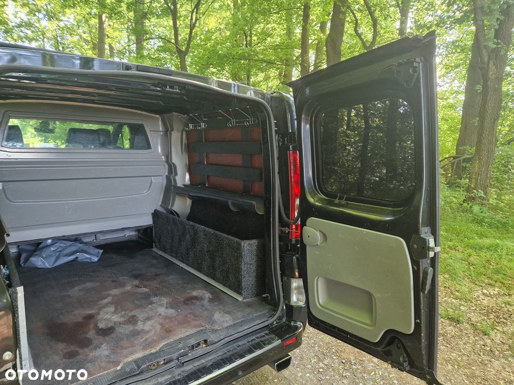 Opel Vivaro - 15