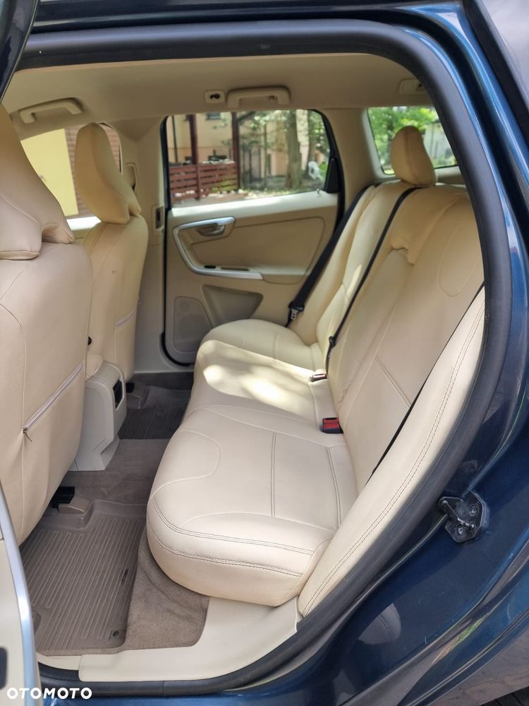 Volvo XC 60 - 6