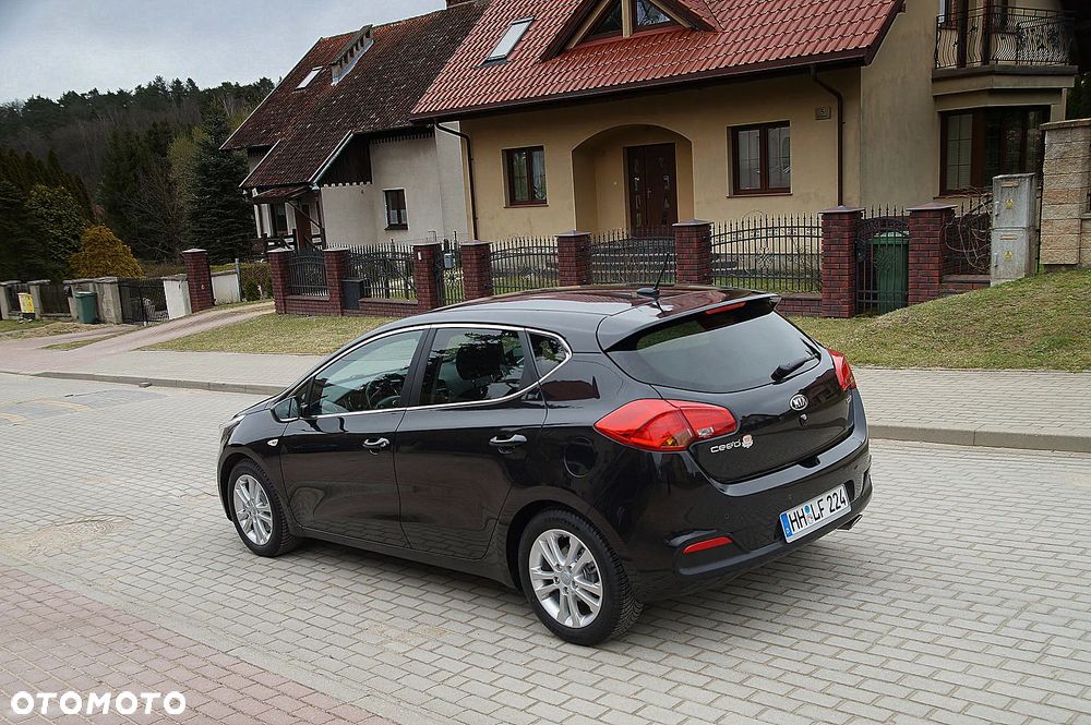 Kia Ceed 1.4 CVVT ISG Dream Team Edition - 5