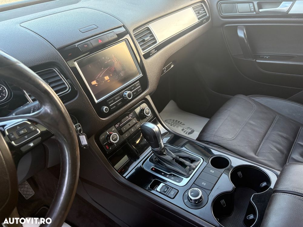 Volkswagen Touareg - 9