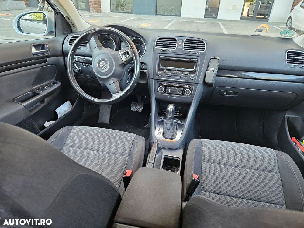 Volkswagen Golf - 3