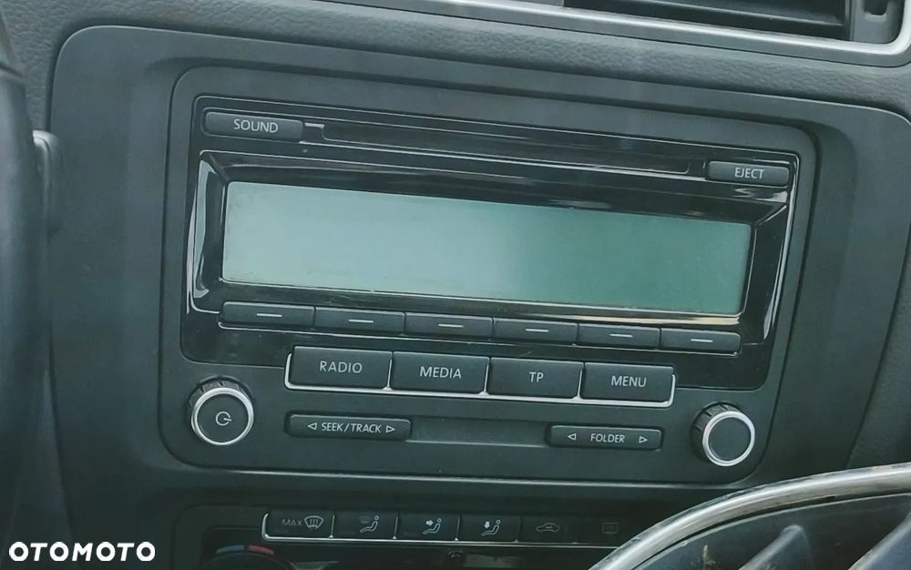 VW JETTA VI 11r RADIO RADIOODTWARZACZ CD - 1