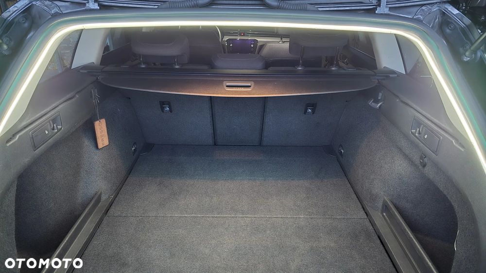 Volkswagen Passat 1.5 TSI EVO Business DSG - 6