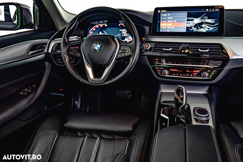 BMW Seria 5 520d AT - 24