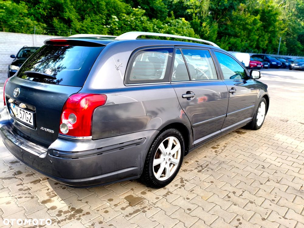 Toyota Avensis 1.8 VVT-i Luna - 3
