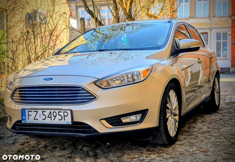 Ford Focus - 1
