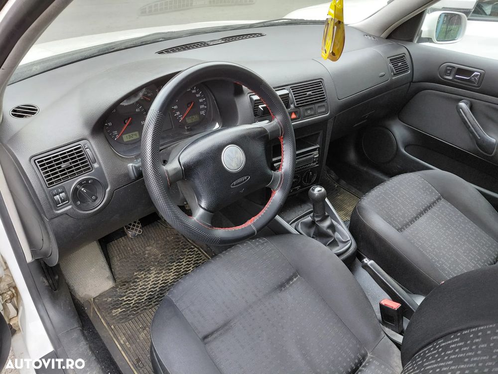 Volkswagen Golf 1.9 TDI - 2