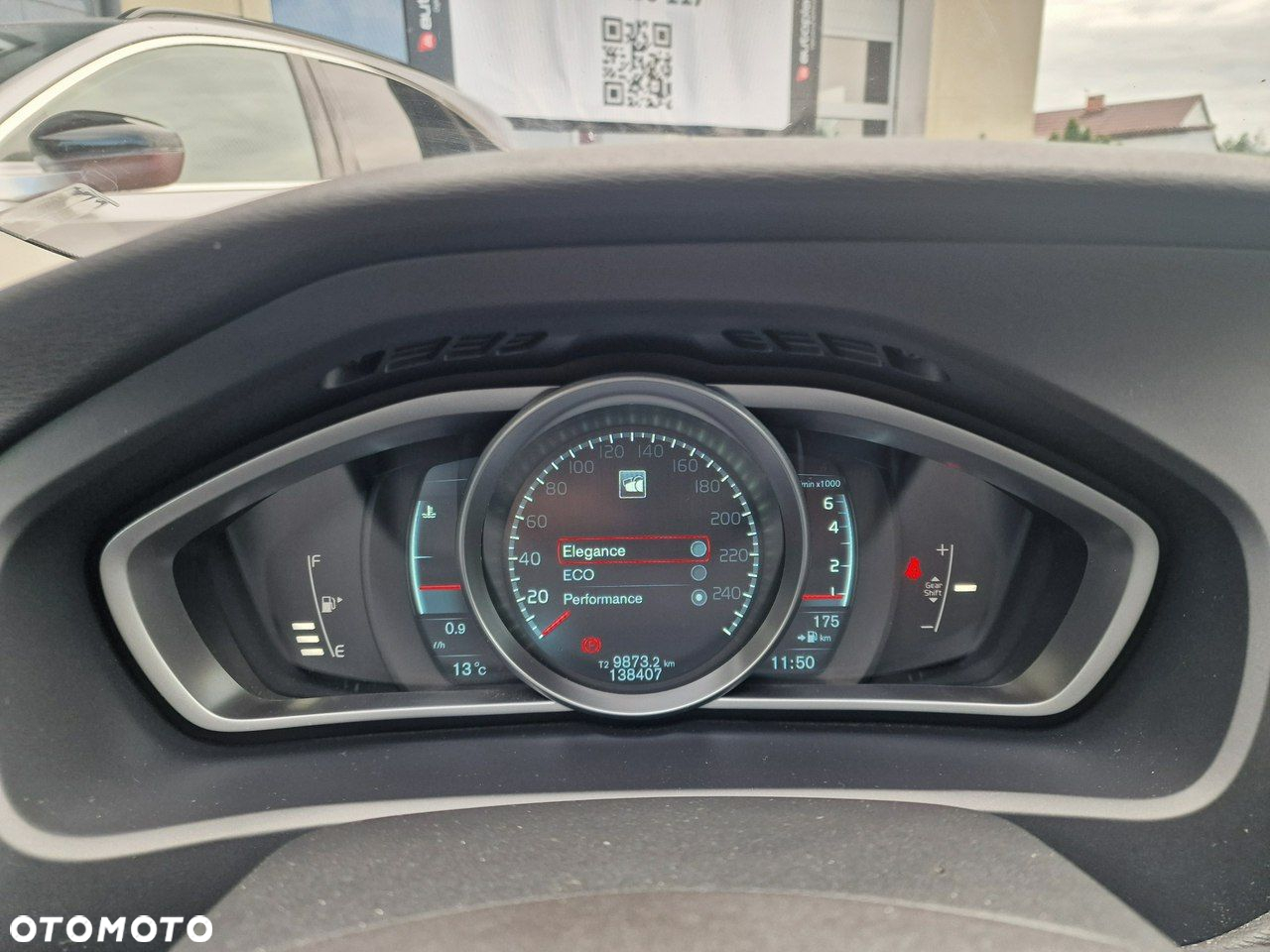 Volvo V40 T2 You - 32