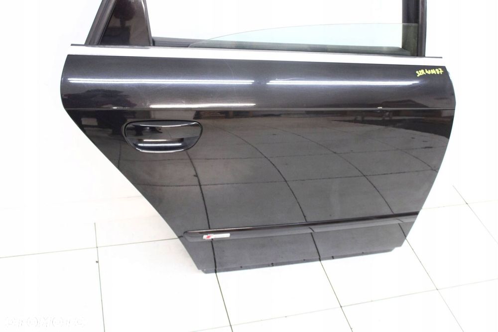 AUDI A4 B7 SEDAN 04R- DRZWI PRAWE TYLNE PRAWY TYŁ LZ9Y - 7