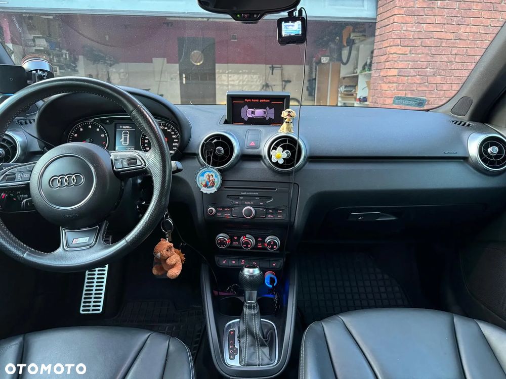 Audi A1 1.4 TFSI S tronic S line edition m S line Sportpaket - 19