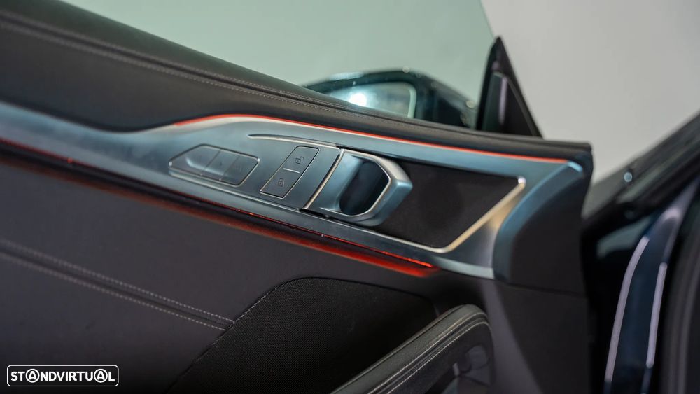 BMW 840 Gran Coupé d xDrive Pack M - 14