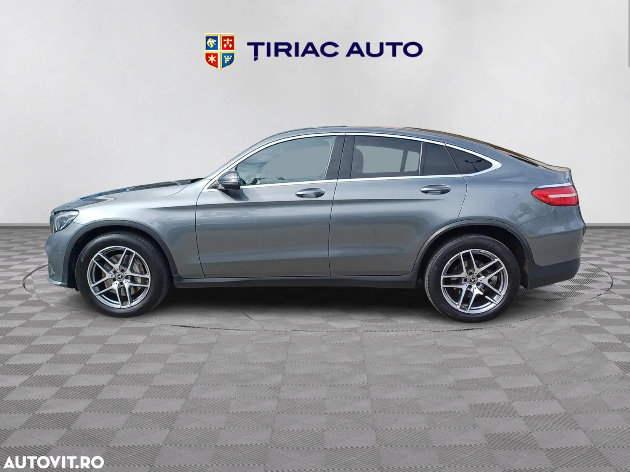 Mercedes-Benz GLC Coupe 250 d 4Matic 9G-TRONIC AMG Line - 2