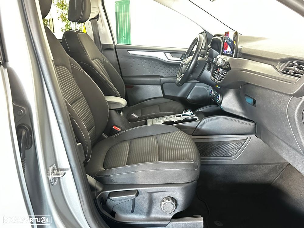 Ford Kuga 2.5 PHEV Titanium - 28