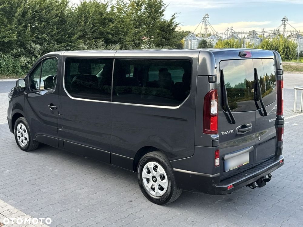 Renault Trafic - 23