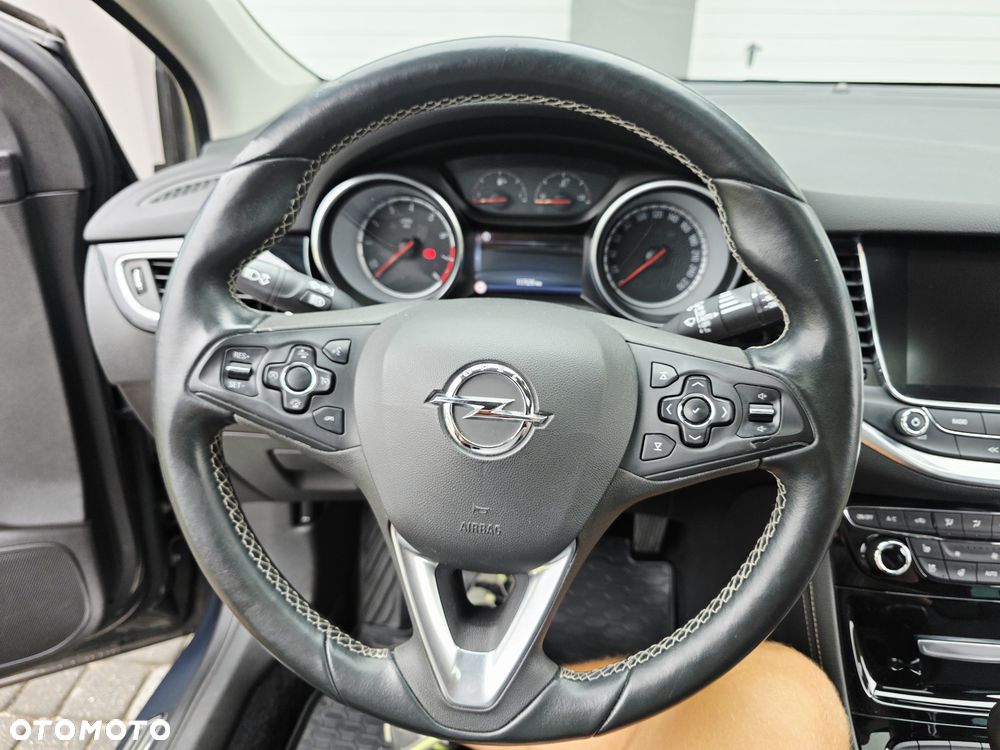 Opel Astra 1.4 Turbo Innovation - 31