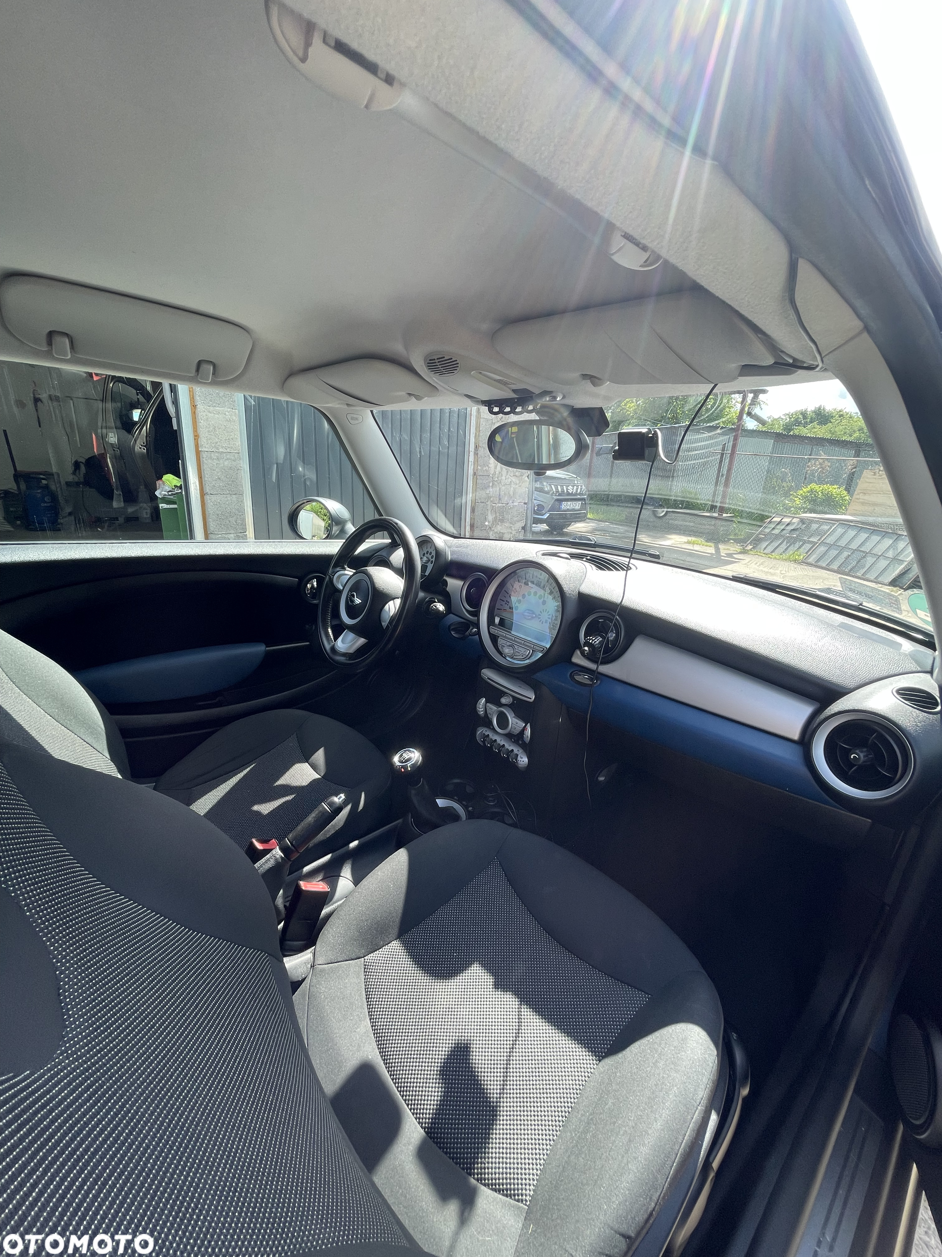 MINI ONE Standard - 14