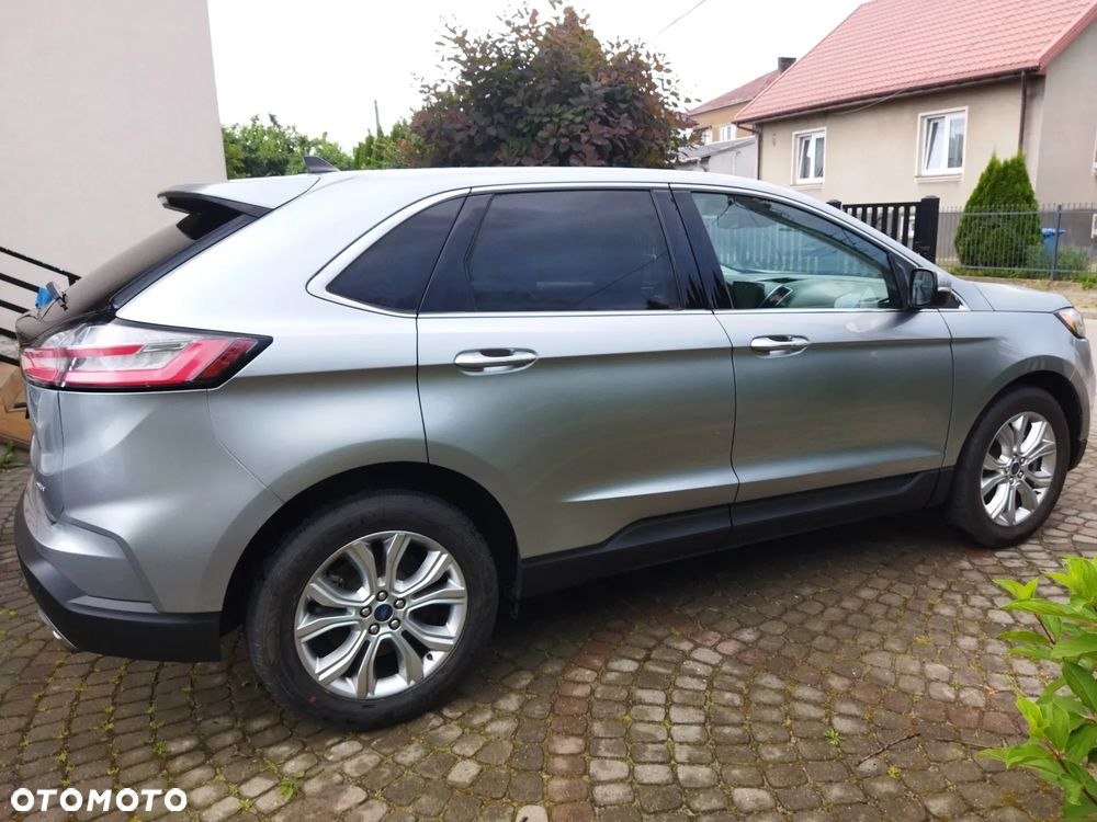 Ford Edge - 8
