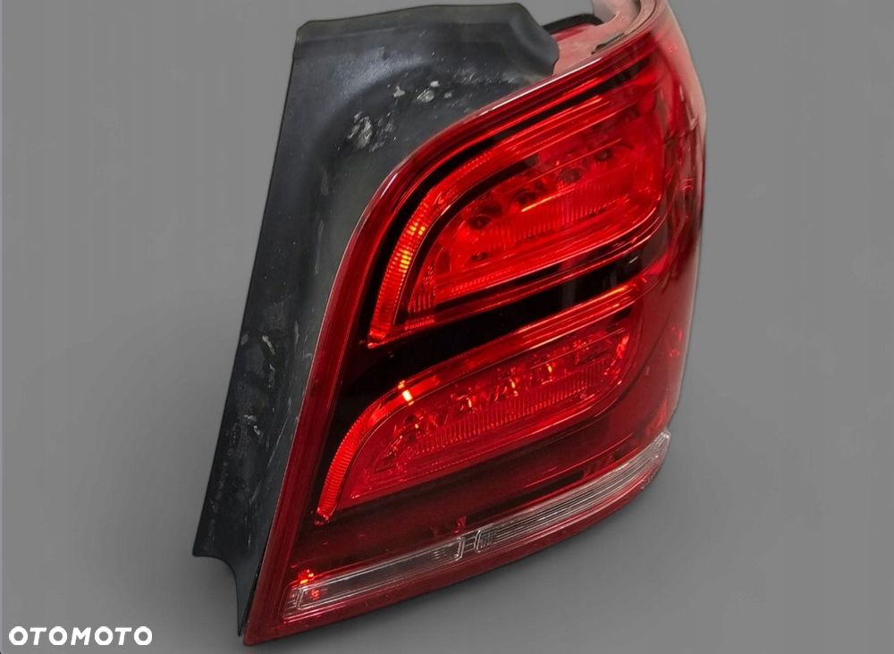 lampa tył mercedes-benz glk w204 lift prawa led eu - 2