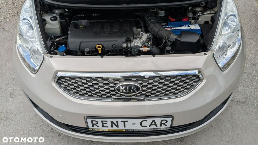 Kia Venga - 36