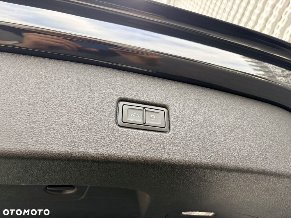 Audi Q5 Sportback - 37