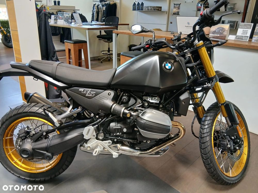 BMW R - 1