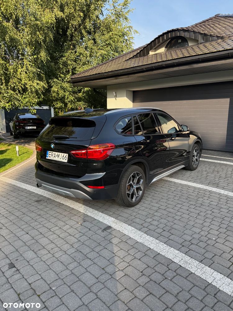 BMW X1 xDrive18d - 3