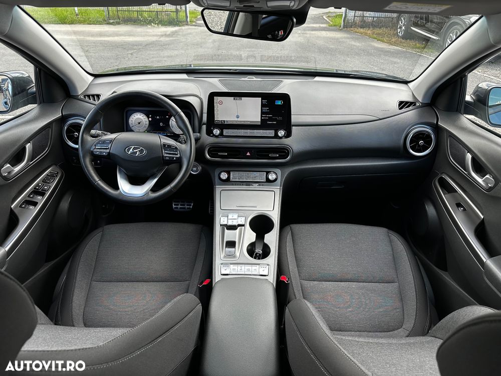 Hyundai KONA Premium - 7