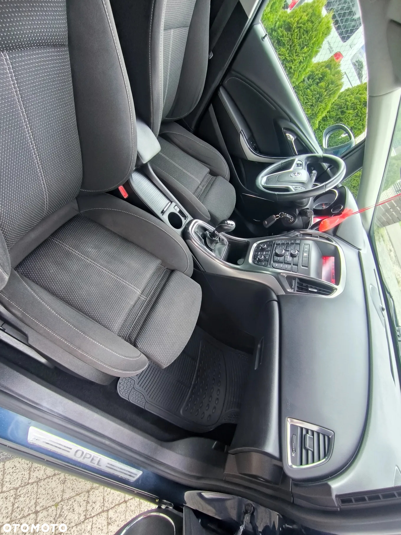Opel Astra 1.4 Turbo Cosmo - 11