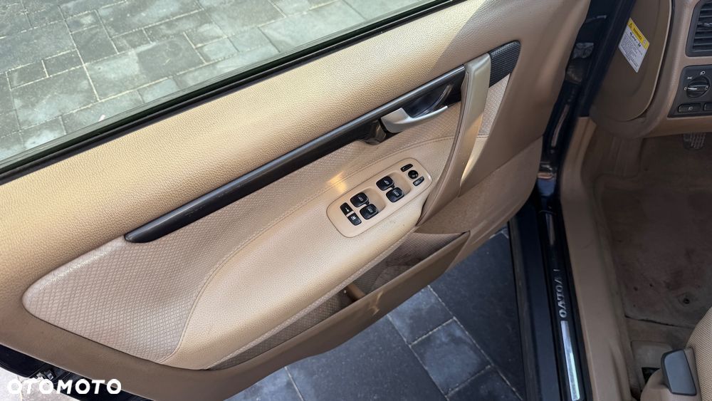 Volvo S60 2.4 D5 Optima - 17