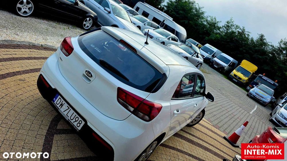 Kia Rio - 13