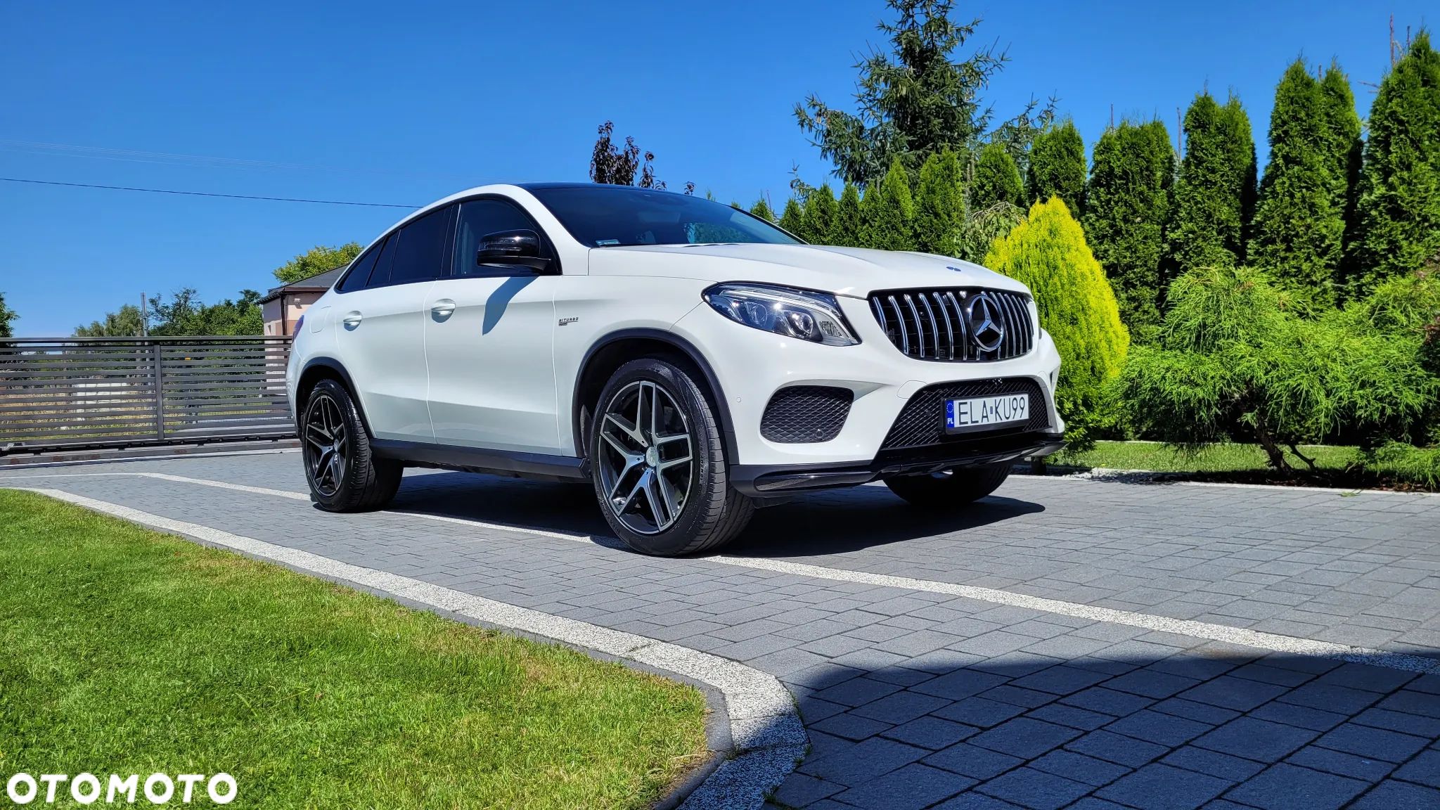 Mercedes-Benz GLE AMG Coupe 43 4-Matic - 1
