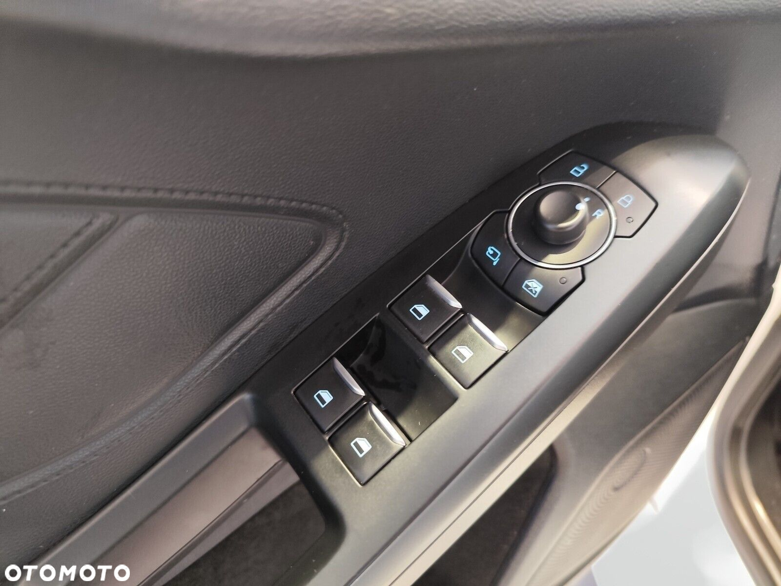 Ford Focus - 19