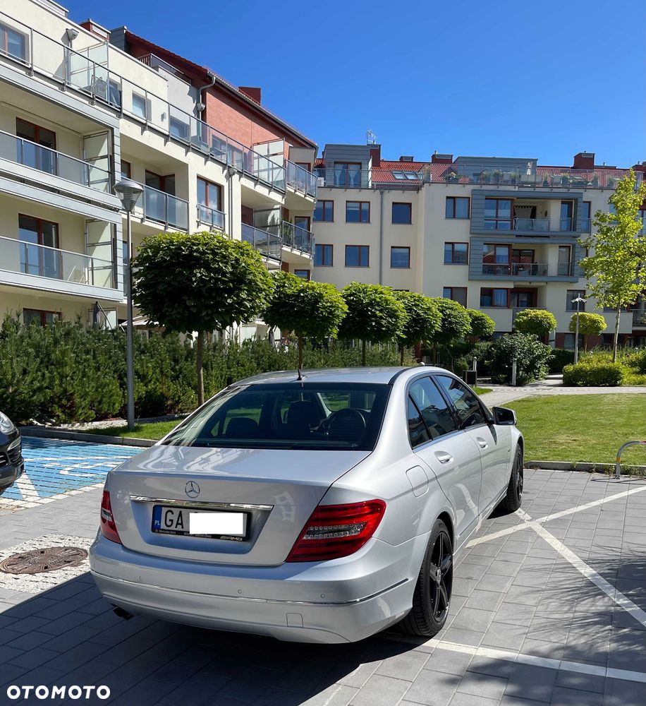 Mercedes-Benz C-Class 2013 photo 3