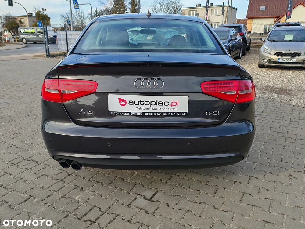 Audi A4 Limousine - 7