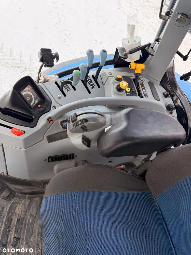 New Holland T6070 - 2