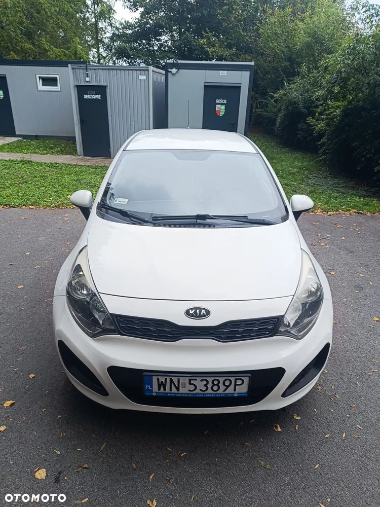 Kia Rio - 2